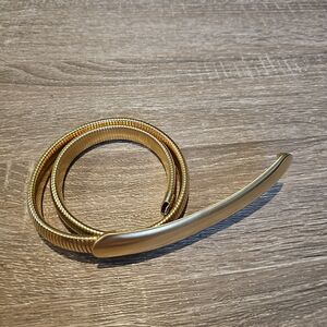 ⭐ Vintage Accessocraft USA Gold Metal Stretch Cinch Belt – 1980s • 29" Max